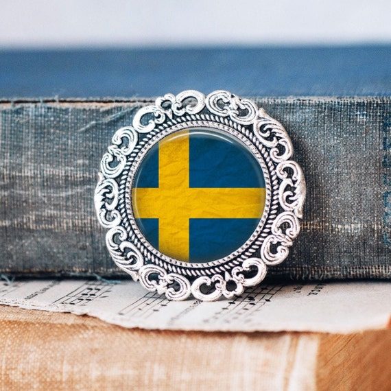 Cute Scandinavian Hand-drawn Folk Art | Pin