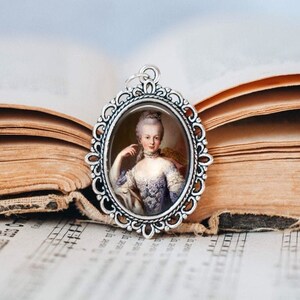 Marie Antoinette-hangerketting - Marie Antoinette Jewellery - Marie Antoinette Gift - French Queen Jewellery