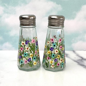 Salt and Pepper Shakers. Colorful Shakers. Hand Painted Shakers. Floral Kitchen Shakers. Garden Art Shakers. Table Dining Shakers. Glass