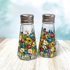 Salt and Pepper Shakers.  Wildflower Hand Painted Shakers. Hostess or Housewarming Gift. Colorful Floral Shakers. Vintage Shakers. Handmade.