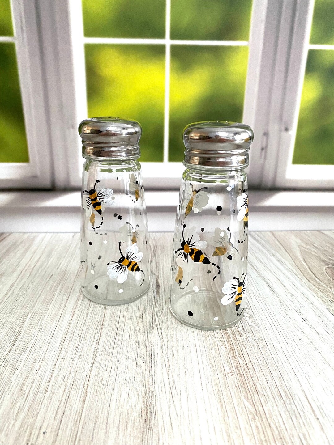 Salt and Pepper Shakers. Honey Bee Painted Shakers. Painted Bee Art