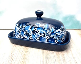 Hand Painted Blue Ceramic Butter Dish, Cottage/Country Decor- Daisy Floral - Blue White Pattern
