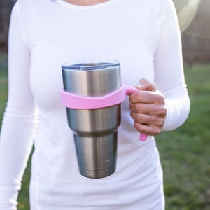 Maniglia per bicchieri da 30 Oz - Adatto a YETI Rambler, Ozark Trail e molti altri - Spedizione GRATUITA!