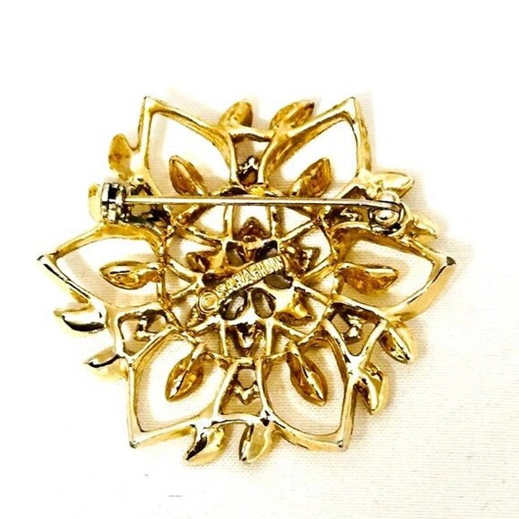 Sarah Coventry Gold Tone Flower Brooch - Signed - image 5