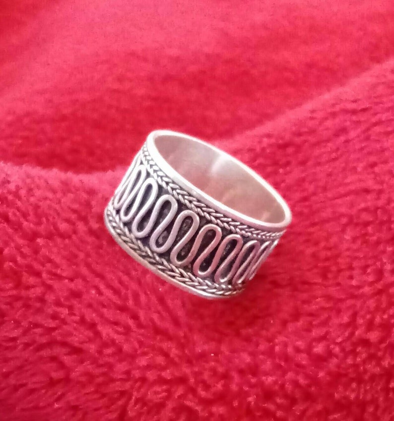 11mm Sterling Silver Vintage Braided and Swirl Design Cigar Ring Band Size 7 34