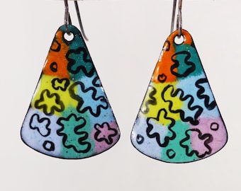 Handmade Copper Enamel Dangle Earrings: Hand-Drawn Detail