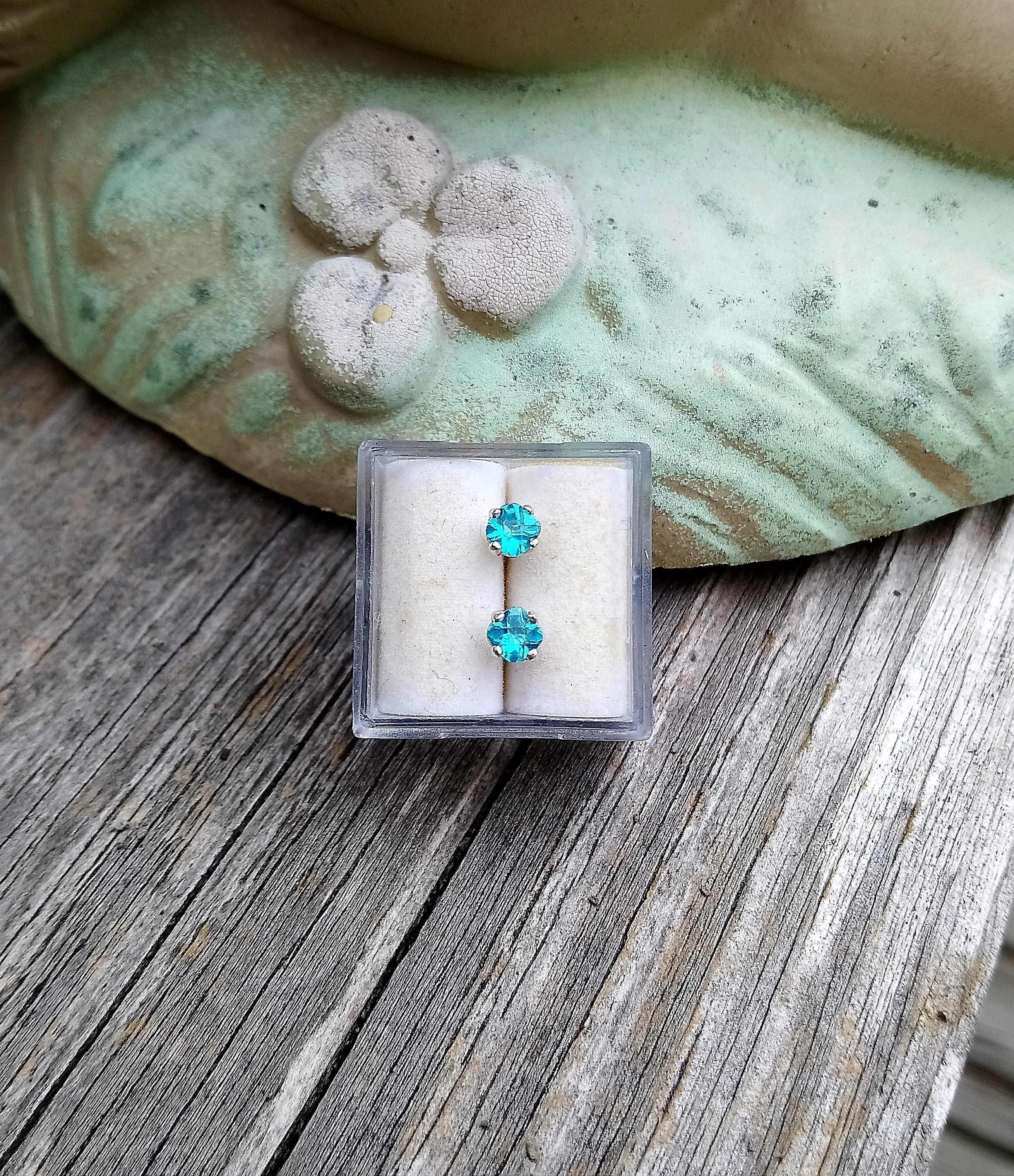 square cushion Blue Topaz Gemstone Earring square cushion Blue Topaz Gemstone Earring