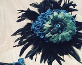 Skulled bouquet, teardrop bridal flowers, skulls, teal, tuquoise, alternative wedding, goth wedding, halloween, goth bride