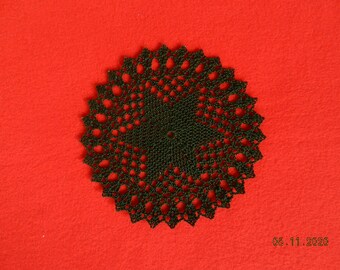 2 crocheted doily 18 cm diameter