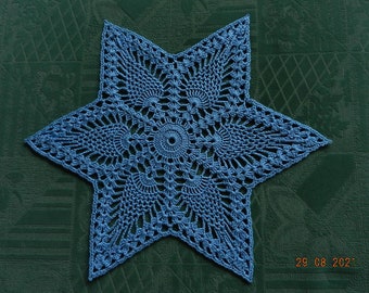 Crochet doilies 31 cm