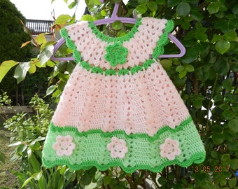 Babykleidchen  GR. 52-58