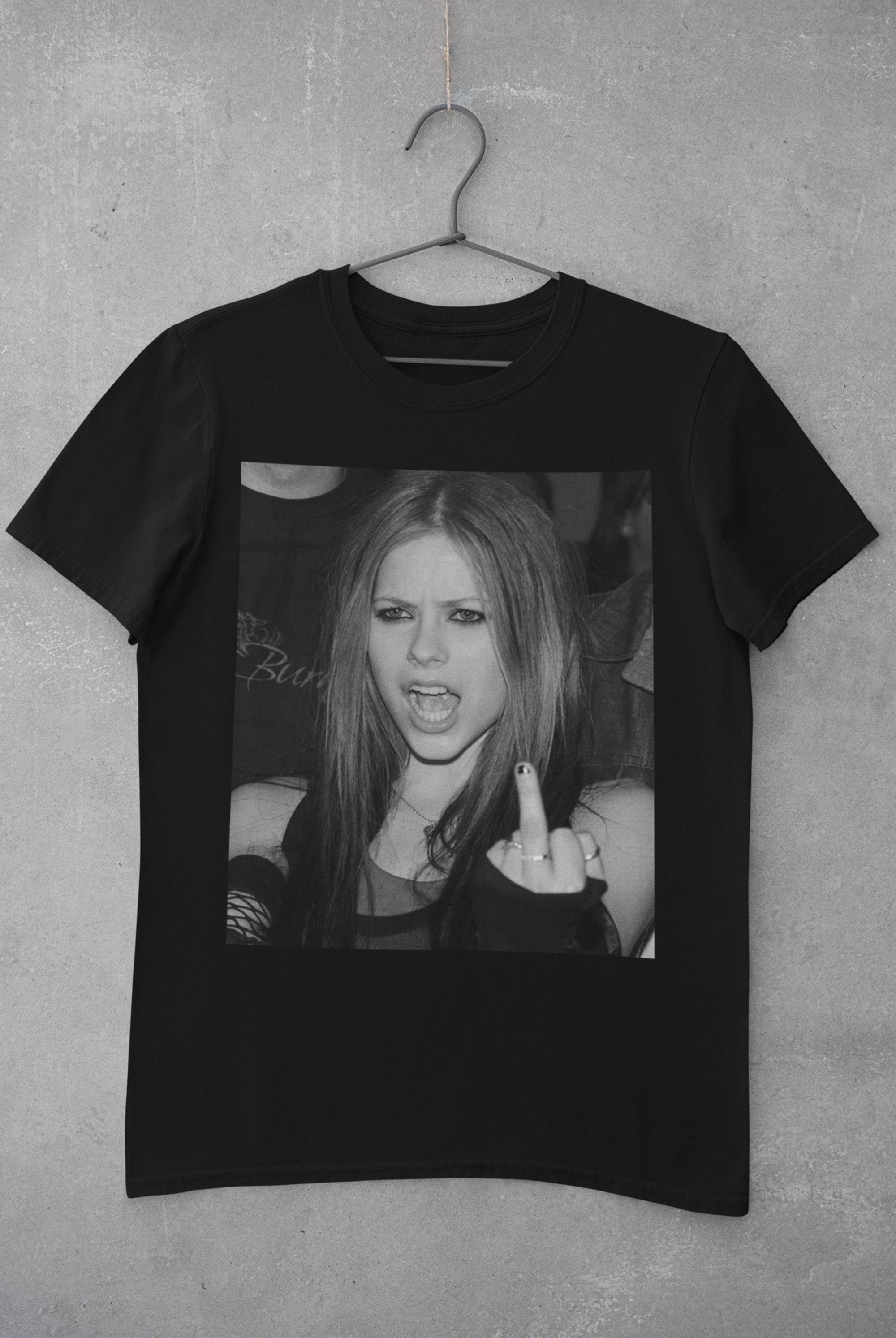 Discover Avril Lavigne Vintage Shirt, Avril Lavigne T-shirt