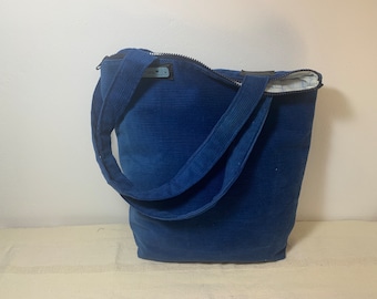 Einkaufstasche,  Schultertasche, tote bag aus strahlend-blauem Cord, Beuteltasche, Tragetasche,  blau, Cord, Futter