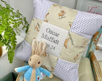 Cojín de conejito para nacimiento y bautizo, cojín de conejito, cojín de liebre, cojín de conejo, cojín para ocasiones especiales, regalo para bebé, bebé recién nacido, regalo de bautizo