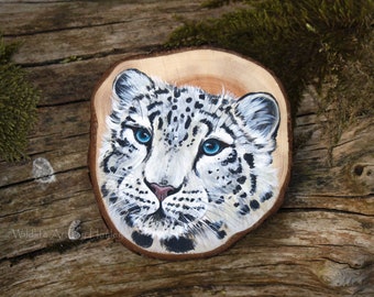 Schneeleopard Malerei, Recyclingholzscheibenkunst, Öko-Kunst, Geschenk für Raubkatzenliebhaber