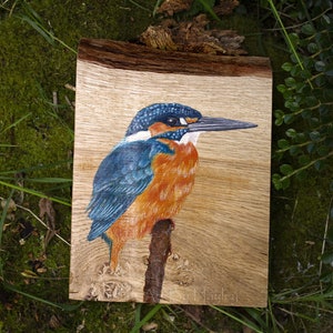 Kingfisher painting on a recycled oak offcut.