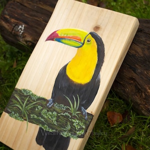 Kielschnabeltukan Malerei auf recyceltem Holz