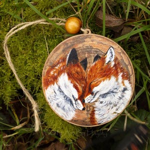 Fox love Wooden Charm, cuddling foxes, hanging decoration, eco friendly