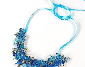 Adjustable length 3D purple necklace, artist wire and ribbon, crystals, glass beads, acrylic leaves and flowers