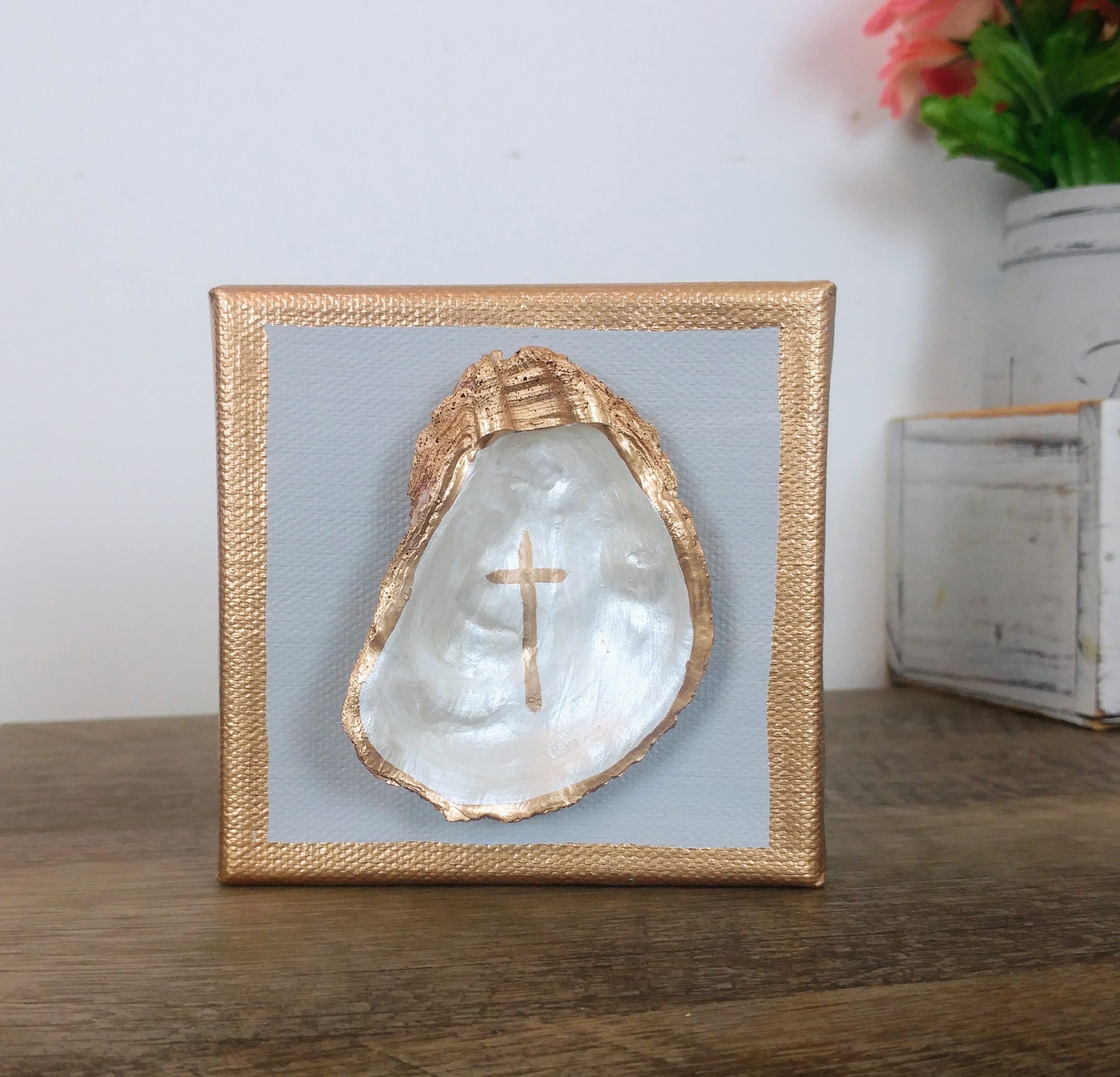 Oyster Shell Cross Art: Coastal Christian Decor - Etsy