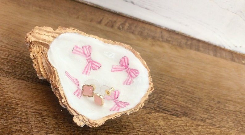 Oyster Shell Ring Trinket Coin Dish Teen Tween Jewelry Holder Bridal Shower Pretty Decoupaged Shell Bridesmaid Hostess Gift Easter Teen Gift 4