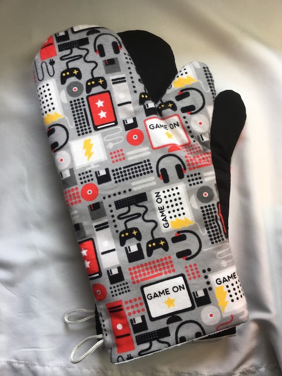 Ofenhandschuhe! Game Controller! Ein Paar voll funktionsfähige, lange Ofenhandschuhe ! Backen. Küche. Topflappen. Erwachsenengröße. Doppellagig