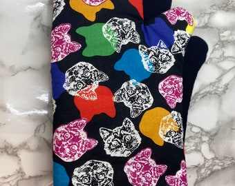 Oven mitts! Cats. Kittens. A pair of fully functional, long oven gloves! Kitchen. Baking. Adult size. Double layer heat resistant.