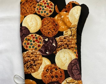 Ugnsvantar! Nybakade kakor! Ett par fullt fungerande ugnsvantar! Bakning. Kök. Grytlappar. Vuxenstorlek