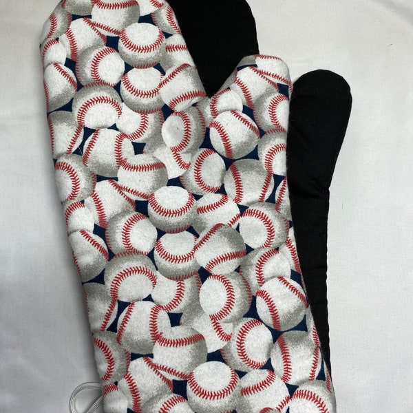 Oven mitts! Baseballs! A pair of fully functional oven gloves! Baking. Kitchen. Pot holders. Adult size