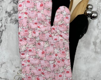 ¡Guantes de horno! Cerditos. ¡Un par de guantes de horno largos y totalmente funcionales! Cocina. Hornear. Talla adulto. Doble capa resistente al calor.