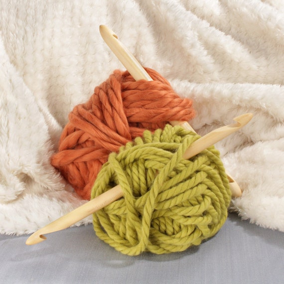 JubileeYarn Bamboo Tunisian Afghan Circular Crochet Hook Set - 12 Sizes - Carbonized Brown