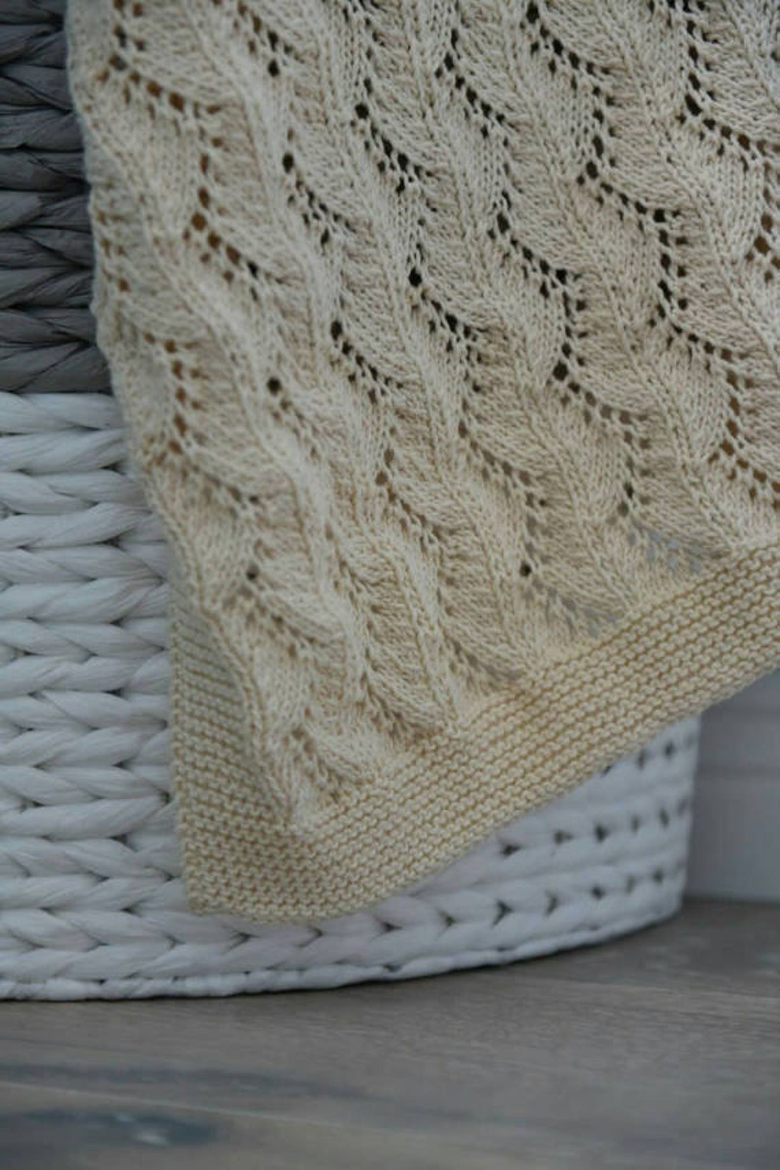 Knitting Pattern Vine Lace Baby Knitting Pattern Hand Etsy