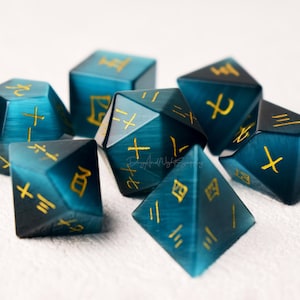 Dark Green Cat&#39;s Eye Kanji Dice, Gemstone Dice, Dungeon And Dragon Dice Set, MTG Dice, Astrology Dice, D&D Dice, Wizard Dice, RPG / Tabletop