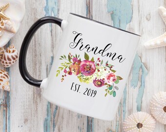 Grandma Mug, New Grandma Gift, Gift For Grandmother, Pregnancy Announcement Mug, Grandma To Be Mug,  Pregnancy Reveal Mug, Custom Mug