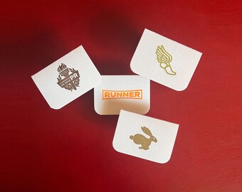 Pack of 4 letterpress-printed gift cards for runners and runners' gifts