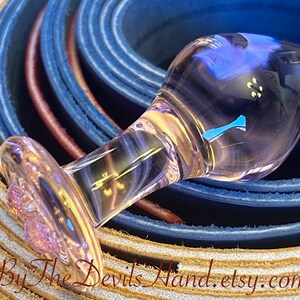 Pink Glass Butt Plug Bee Base image 3