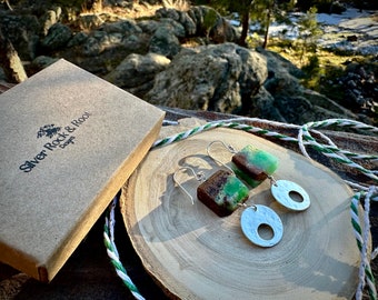 Chrysoprase and Silver Circles