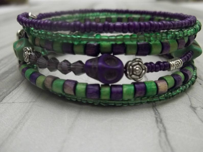 Day of the Dead Dia de Los Muertos Sugar Skull 7 layer stack Boho Purple /& Green Wood and Glass Bead Wrap Memory Bracelet