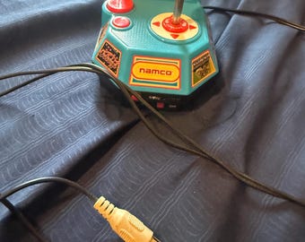 Namco Ms. Pac-Man 5 in 1 Plug N Play TV Joystick Arcade Game New Batteries