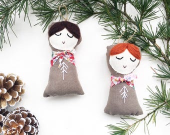 Babushka Christmas Doll - Hanging Decoration - Matryoshka Doll - Russian Doll - Scandi Christmas - Grey - Red - Floral - Flower