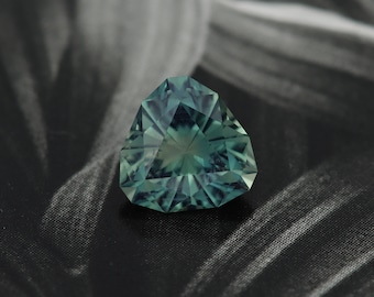 Precision cut 1.40ct Teal Montana Sapphire