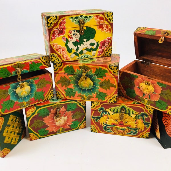 Hand Painted Tibetan Auspicious Symbol Dragon Conch - Wooden Trinket Memory Keepsake Jewellery Gift Box - Made New In Nepal