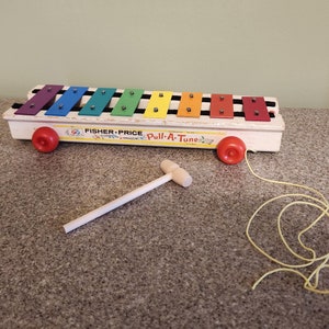 Vintage 1964 Fisher-Price Pull-A-Tune&quot; Xylophone Toddler Toy with Hammer