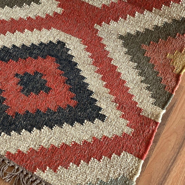 2.5 x 4 Ft - Jute/Wool Kilim Rug,Home Decor,Bed Side,Floor,Multicolour,Entryway,Gift,Indian Traditional RUG/CARPET. Costum Order All Size.