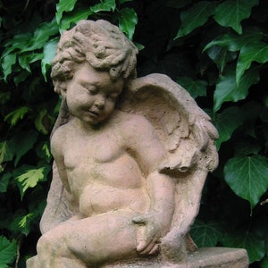 Sitting angel small sculpture art sandstone antique look X 32
