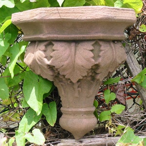 Console base grape leaves art sandstone antique look T 04