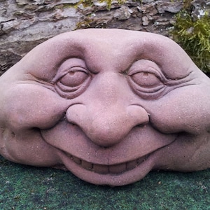 Stone face garden garden guardian garden sculpture garden figure ghost guardian grin pebble people art sandstone antique look Pe 02