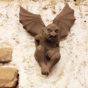 Bat Gargoyle Demon Guardian House Guardian Sculpture Art Sandstone Antique Look H 79