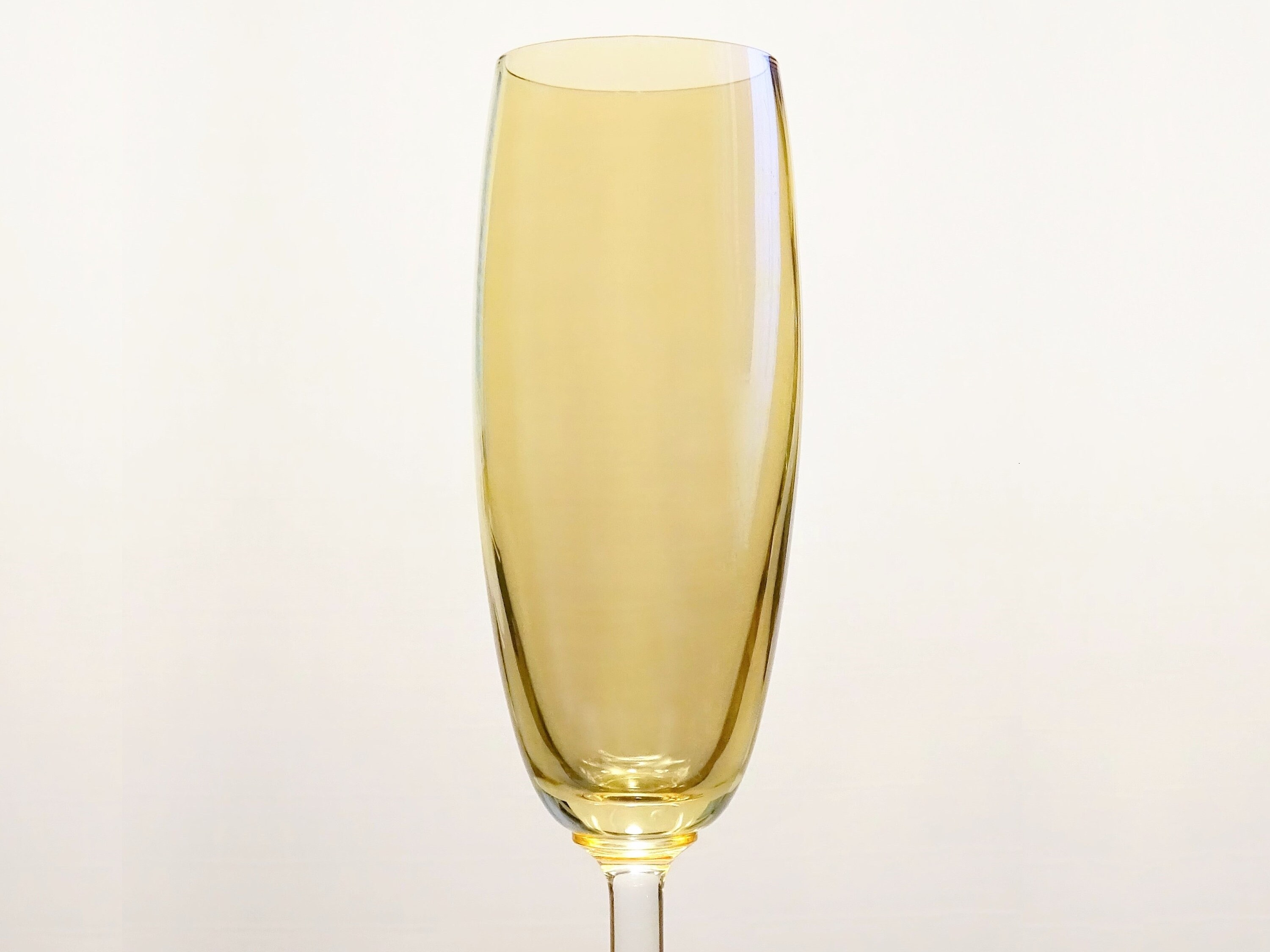 6 Flûtes à Champagne en Verre Jaune-Doré