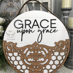 Arquivo de corte a laser de download instantâneo digital SVG Grace Upon Grace Vintage Half Medallion Design